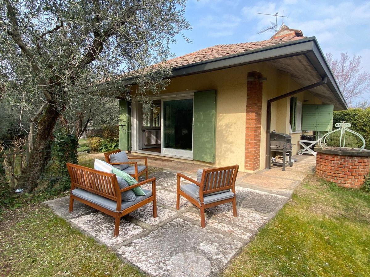 Villa Sweet Flower - With Private Pool And Garden Manerba del Garda Exteriör bild